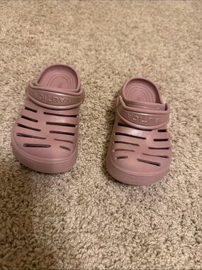 Nautica Kids Mauve Slip-On Clogs with Vent Slots